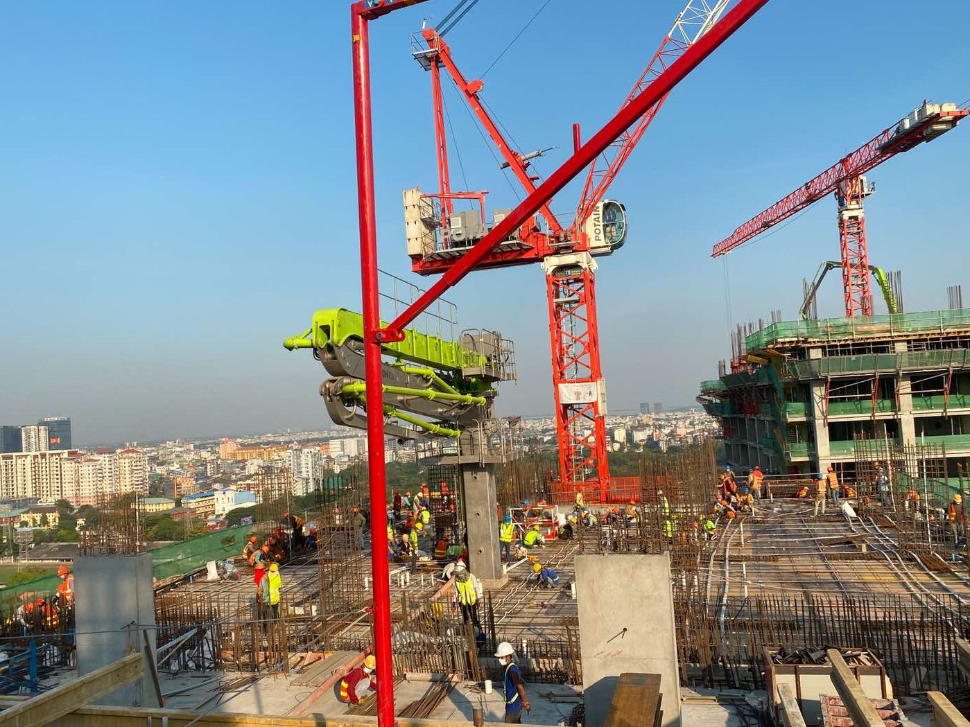 Tower 2 L18 slab (15-19D-G), rebar installation work